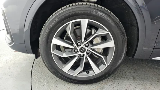 Audi Q5 (FY) 45 TFSI 2023 5