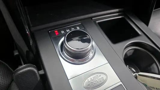 Land Rover 5 3.0 SD6 SE 2019 9