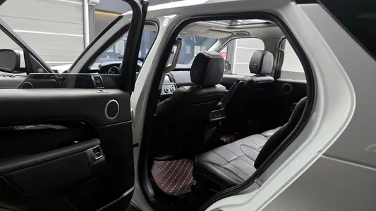 Land Rover 5 3.0 SD6 SE 2019 11