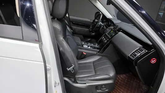 Land Rover 5 3.0 SD6 SE 2019 12