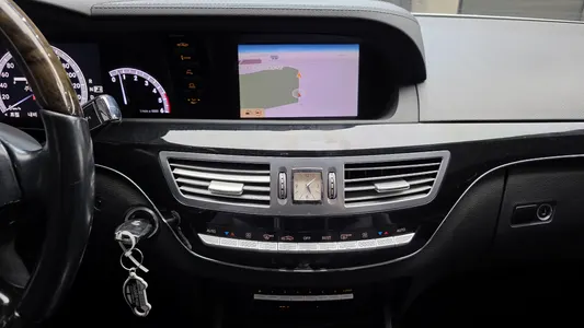 Mercedes-Benz S-Class W221 S350 2011 17