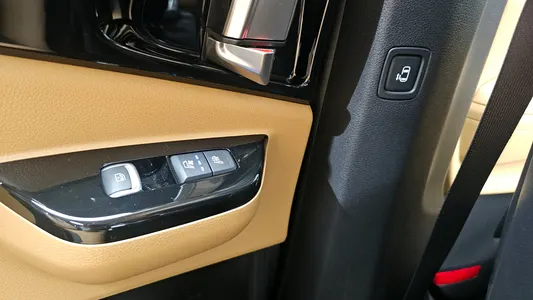 Kia Carnival 9 2023 18