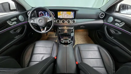Mercedes-Benz E-Class W213 E300 4MATIC 2018 7