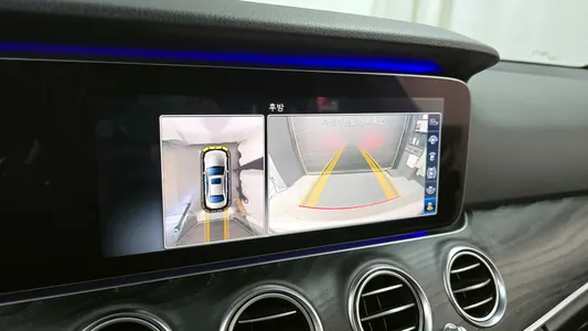 Mercedes-Benz E-Class W213 E300 4MATIC 2018 15