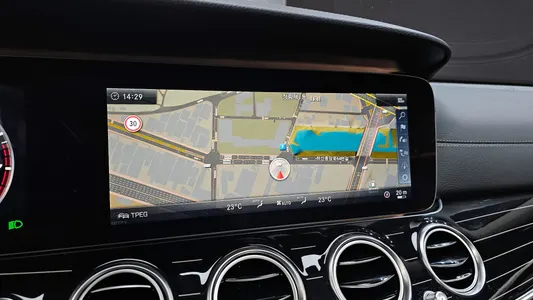 Mercedes-Benz E-Class W213 E400 4MATIC 2018 14