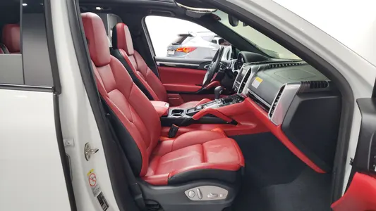 Porsche 카이엔 3.0 2015 11