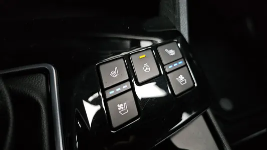 Kia 5 2.0 2WD 2021 18