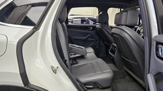Porsche (PO536) 3.0 2019 12