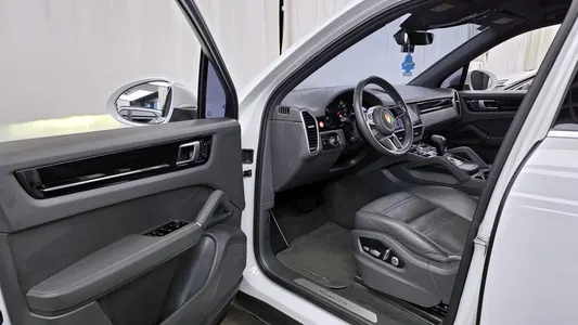 Porsche (PO536) 3.0 2019 10