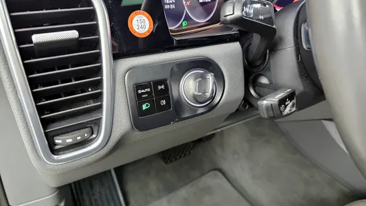 Porsche (PO536) 3.0 2019 16