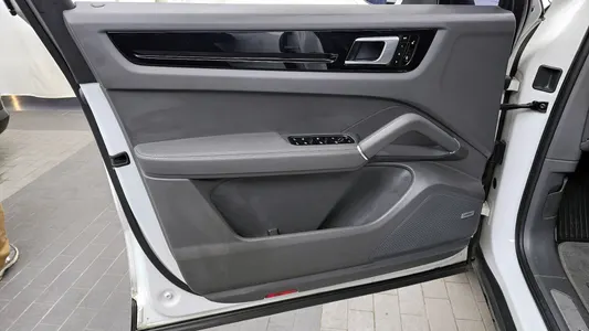 Porsche (PO536) 3.0 2019 24