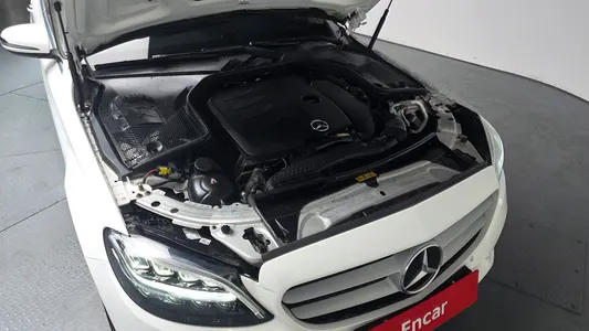 Mercedes-Benz C-Class W205 C200 2020 6