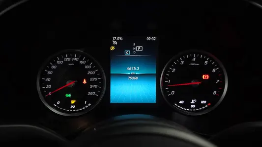 Mercedes-Benz C-Class W205 C200 2020 8