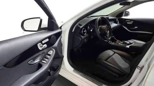 Mercedes-Benz C-Class W205 C200 2020 10