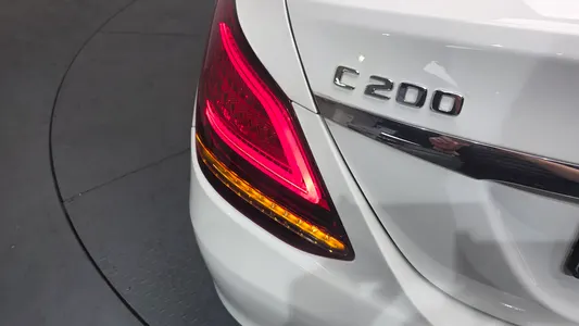 Mercedes-Benz C-Class W205 C200 2020 23