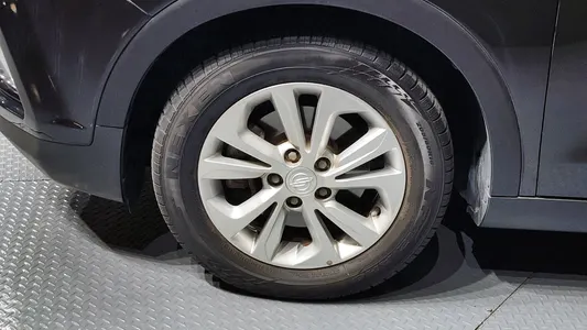 KG Mobility 티볼리 아머 TX 2WD 2018 5