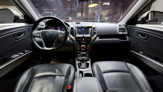 KG Mobility 티볼리 아머 TX 2WD 2018 7