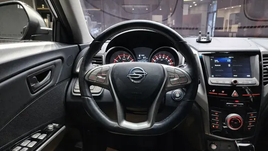 KG Mobility 티볼리 아머 TX 2WD 2018 14