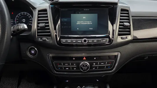 KG Mobility 렉스턴 스포츠 2.2 4WD 2022 14