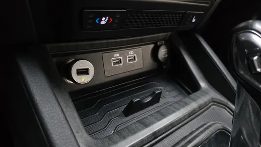 KG Mobility 렉스턴 스포츠 2.2 4WD 2022 29