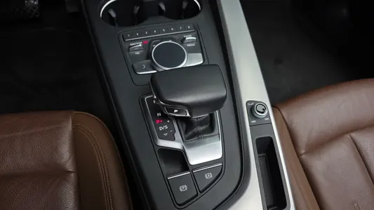 Audi A4 (B9) 30 TDI 2018 9