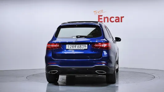 Mercedes-Benz GLC-Class X253 GLC350e 4MATIC AMG Line 2018 4
