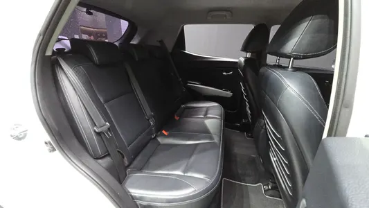 KG Mobility Tivoli LX 4WD 2016 12