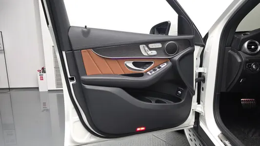 Mercedes-Benz GLC-Class X253 GLC300 4MATIC 2022 24
