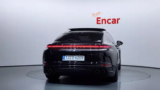 Porsche (976) 4.0 GTS 2025 4