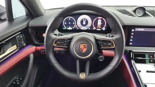 Porsche (976) 4.0 GTS 2025 12