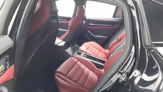 Porsche (976) 4.0 GTS 2025 19