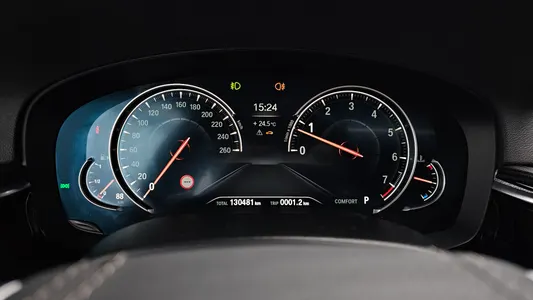 BMW 5 Series (G30) 530i xDrive M 2018 8