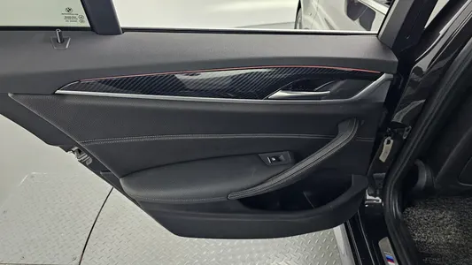 BMW 5 Series (G30) 530i xDrive M 2018 25