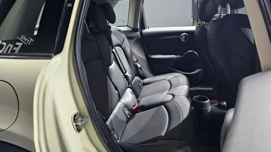 MINI D 5 2015 16