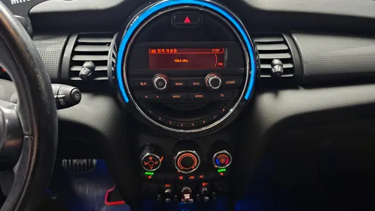 MINI D 5 2015 18