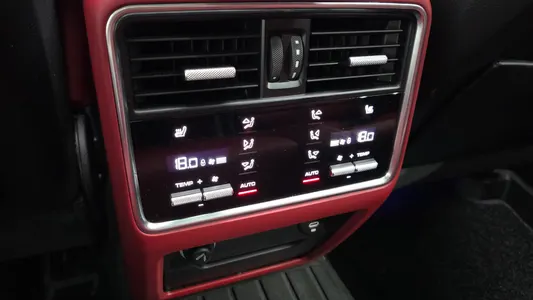 Porsche (PO536) 3.0 2022 19