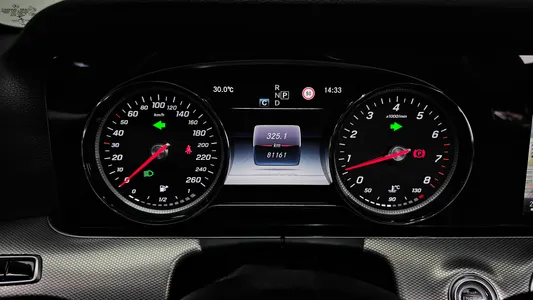 Mercedes-Benz E-Class W213 E200 2017 7
