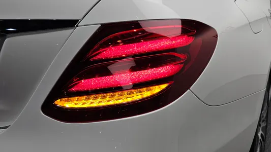 Mercedes-Benz E-Class W213 E200 2017 23