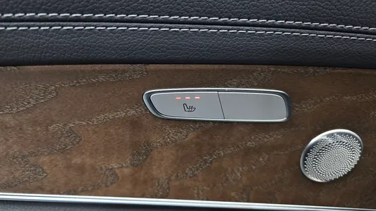Mercedes-Benz E-Class W213 E300e 4MATIC 2021 31
