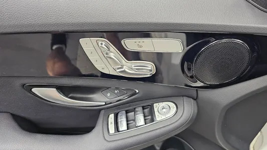 Mercedes-Benz C-Class W205 C200 2018 27