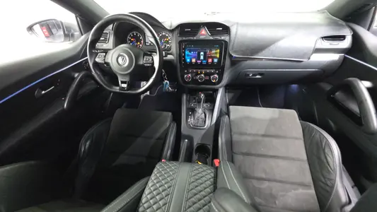 Volkswagen 시로코 2.0 TSI R 2013 7
