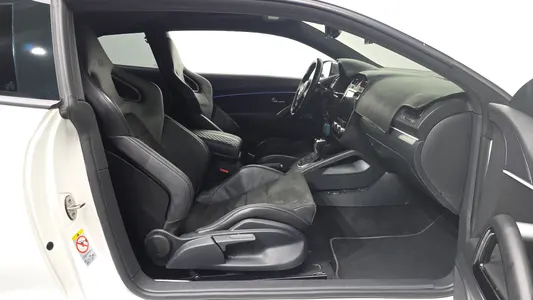 Volkswagen 시로코 2.0 TSI R 2013 11