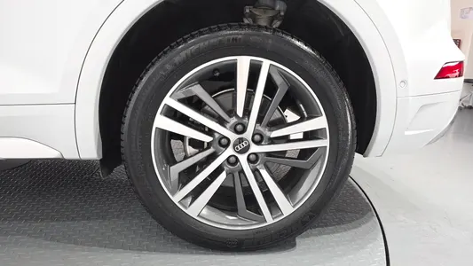 Audi Q5 (FY) 45 TFSI 2023 21