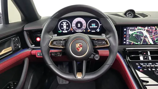 Porsche (976) 2.9 AWD 2024 12