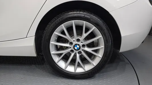 BMW 1 Series (F20) 118d 5 2015 22