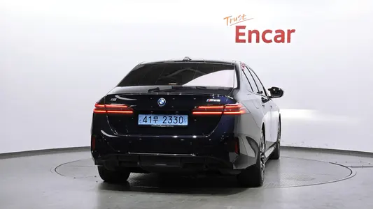 BMW i5 (G60) M60 xDrive 2023 4