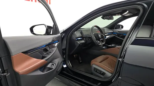 BMW i5 (G60) M60 xDrive 2023 10