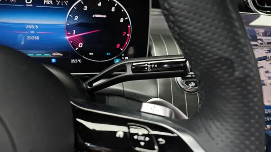 Mercedes-Benz GLC-Class X254 GLC300 4MATIC AMG Line 2024 9