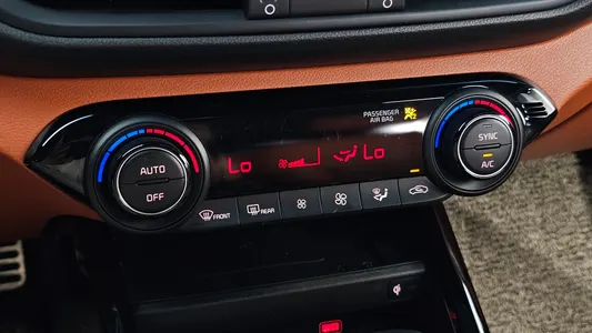 Kia K3 2 1.6 2023 17