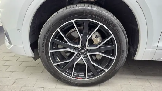 Audi Q5 (FY) 45 TFSI 2023 5